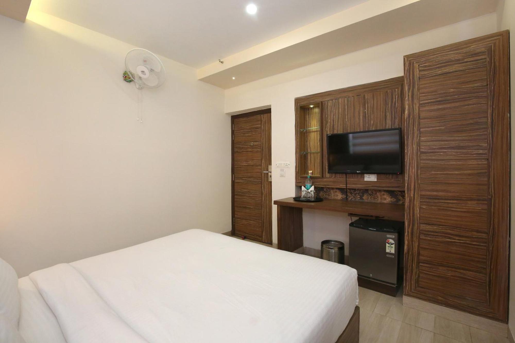Super Hotel O Tricity Relax Inn Zirakpur Exterior photo
