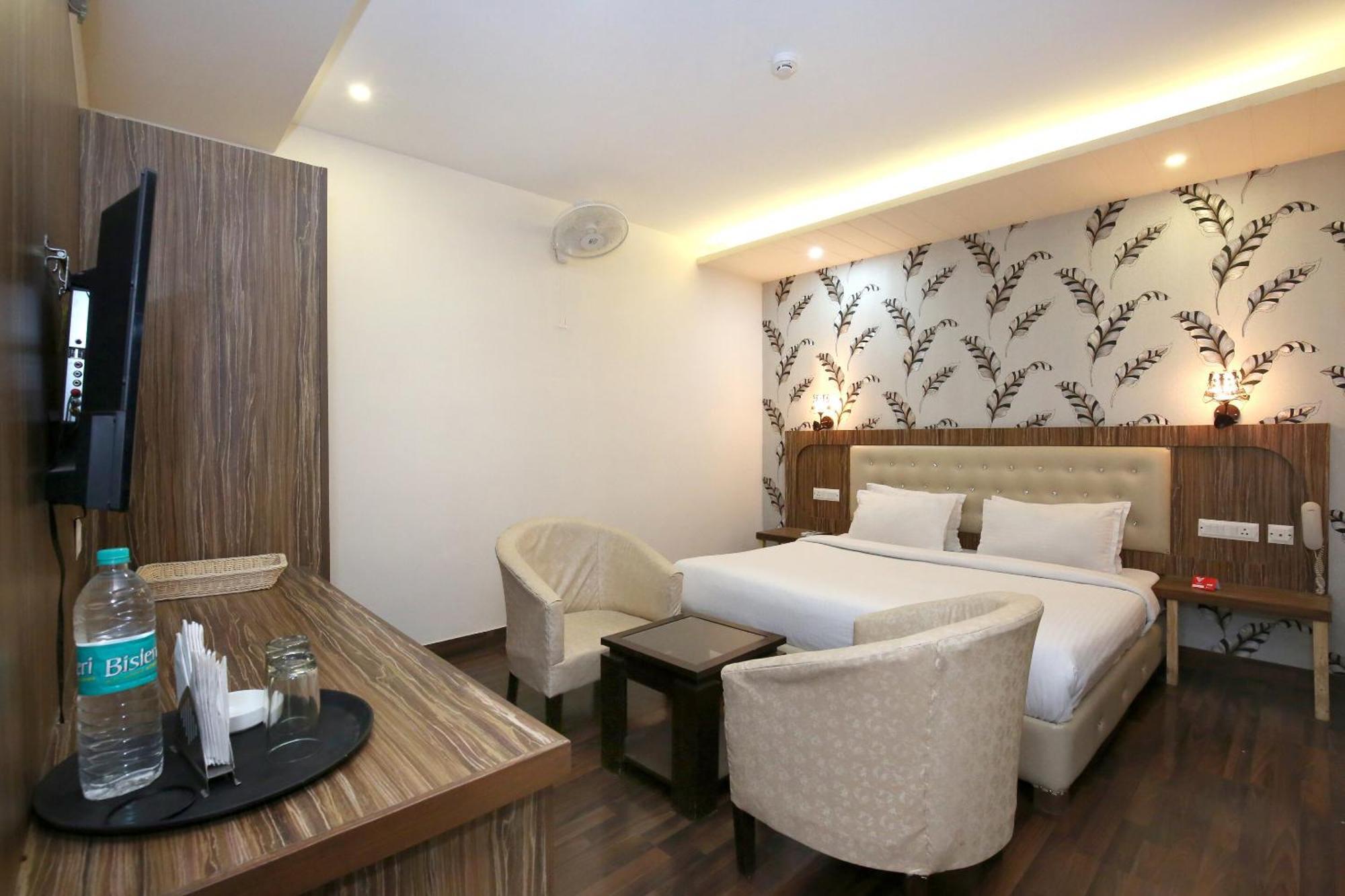 Super Hotel O Tricity Relax Inn Zirakpur Exterior photo