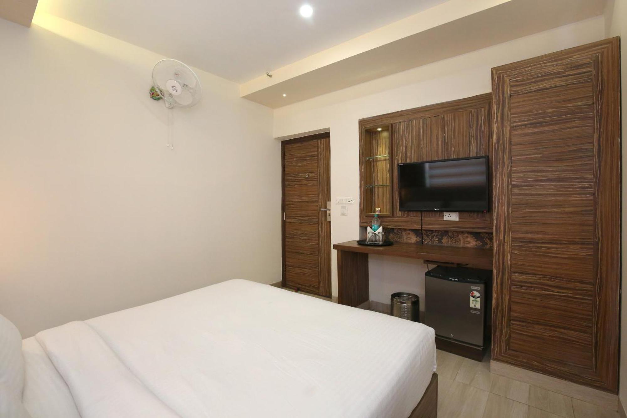 Super Hotel O Tricity Relax Inn Zirakpur Exterior photo