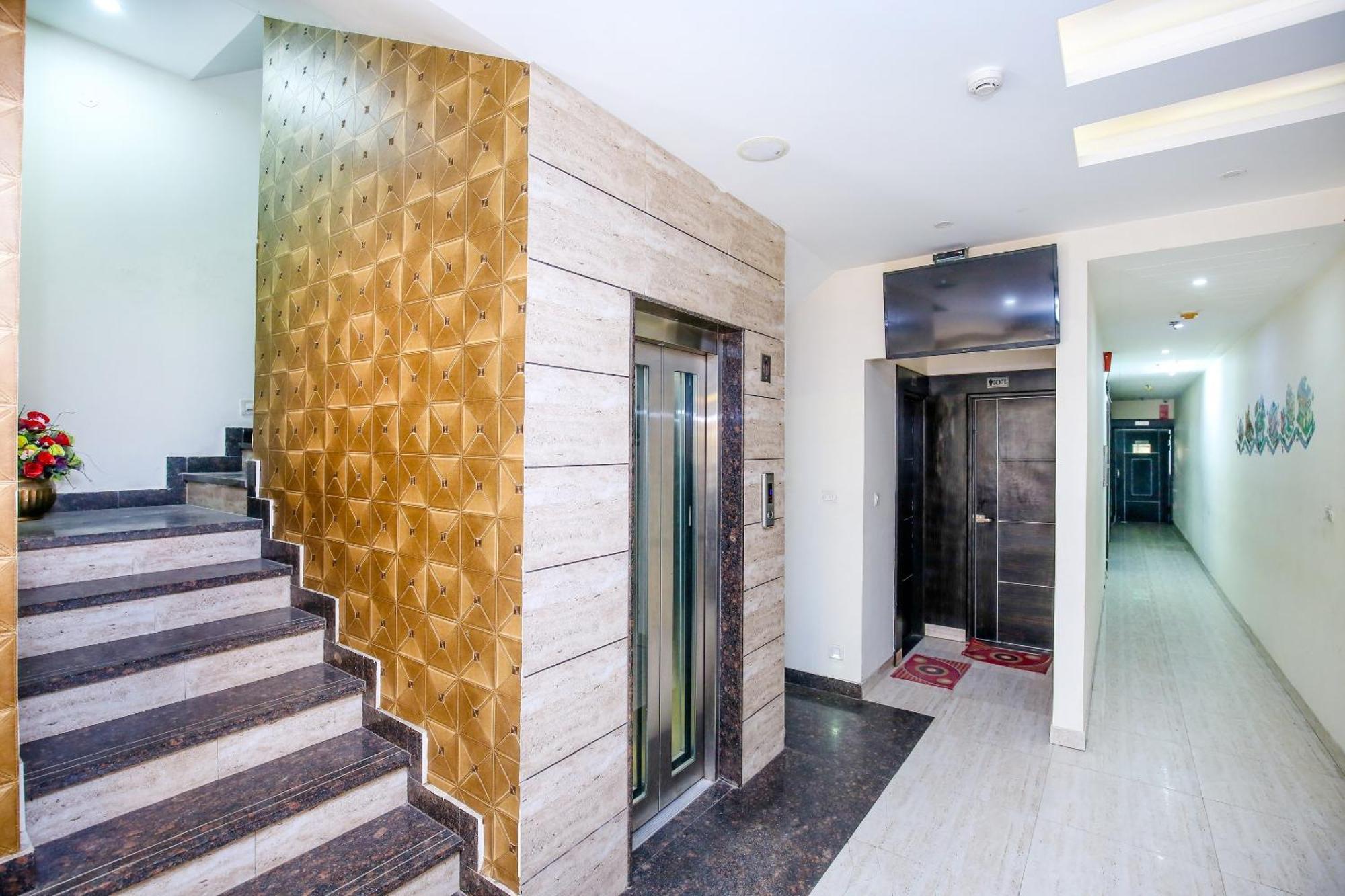 Super Hotel O Tricity Relax Inn Zirakpur Exterior photo